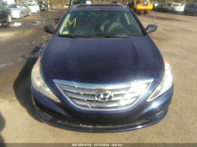 Photo 5 VIN: 5NPEC4AC2CH373187 - HYUNDAI SONATA 