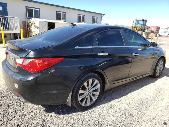 Photo 2 VIN: 5NPEC4AC2CH388398 - HYUNDAI SONATA 