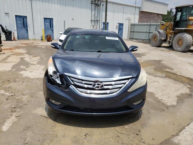 Photo 4 VIN: 5NPEC4AC2CH390670 - HYUNDAI SONATA SE 