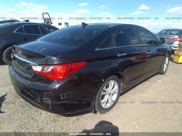 Photo 3 VIN: 5NPEC4AC2CH398221 - HYUNDAI SONATA 