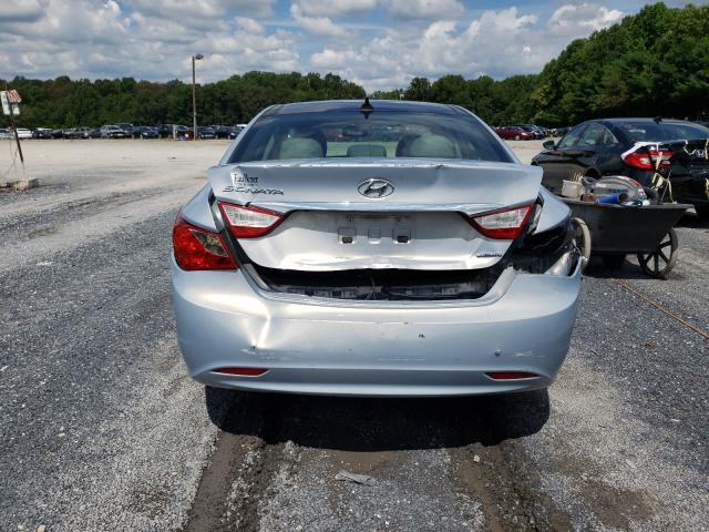 Photo 8 VIN: 5NPEC4AC2CH407726 - HYUNDAI SONATA SE 