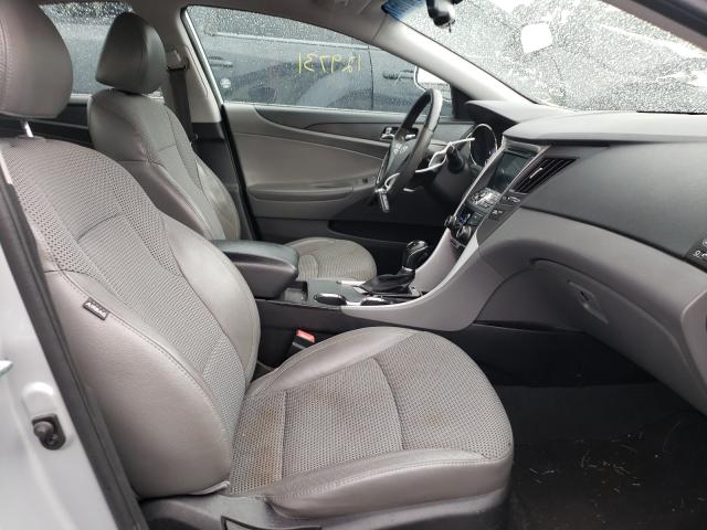 Photo 4 VIN: 5NPEC4AC2CH410934 - HYUNDAI SONATA SE 