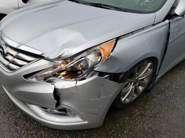 Photo 8 VIN: 5NPEC4AC2CH410934 - HYUNDAI SONATA SE 