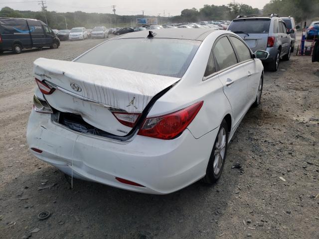 Photo 3 VIN: 5NPEC4AC2CH467506 - HYUNDAI SONATA 