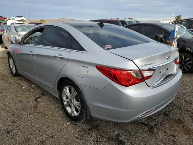 Photo 2 VIN: 5NPEC4AC2CH467991 - HYUNDAI SONATA SE 