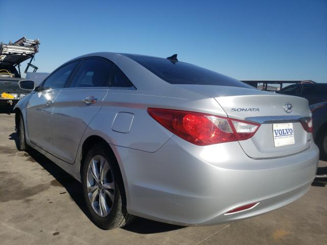 Photo 2 VIN: 5NPEC4AC2CH477629 - HYUNDAI SONATA SE 