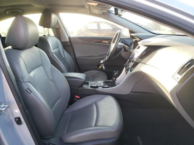 Photo 4 VIN: 5NPEC4AC2CH482359 - HYUNDAI SONATA SE 