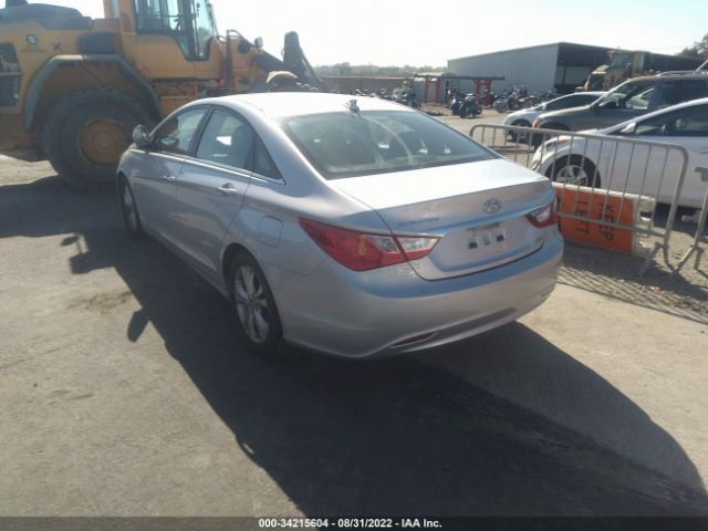 Photo 2 VIN: 5NPEC4AC2DH526619 - HYUNDAI SONATA 