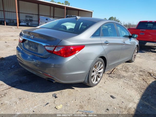 Photo 3 VIN: 5NPEC4AC2DH562469 - HYUNDAI SONATA 