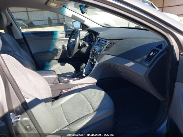 Photo 4 VIN: 5NPEC4AC2DH562469 - HYUNDAI SONATA 