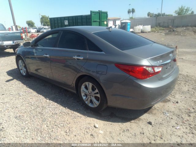 Photo 2 VIN: 5NPEC4AC2DH602615 - HYUNDAI SONATA 