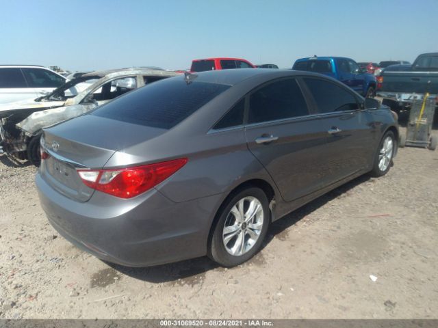 Photo 3 VIN: 5NPEC4AC2DH602615 - HYUNDAI SONATA 