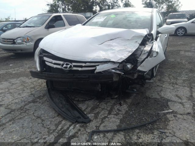 Photo 5 VIN: 5NPEC4AC2DH728425 - HYUNDAI SONATA 