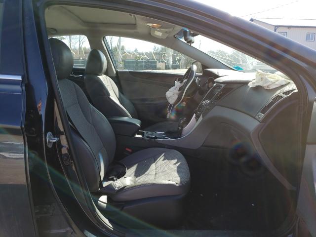 Photo 4 VIN: 5NPEC4AC2DH729459 - HYUNDAI SONATA SE 