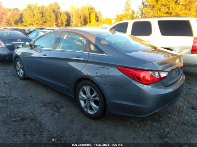 Photo 2 VIN: 5NPEC4AC2DH736394 - HYUNDAI SONATA 