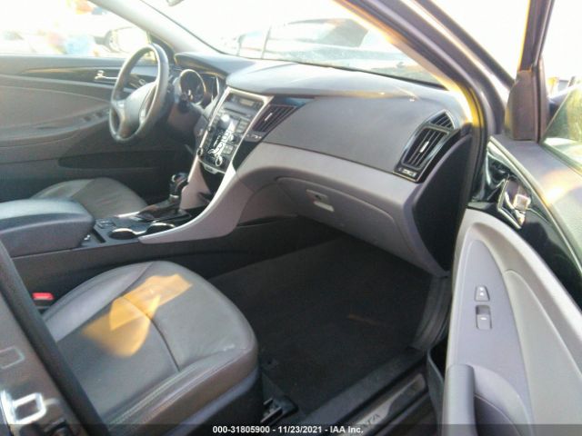 Photo 4 VIN: 5NPEC4AC2DH736394 - HYUNDAI SONATA 