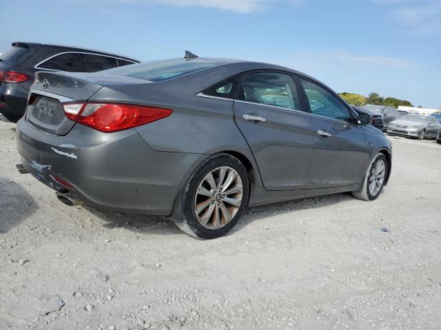 Photo 2 VIN: 5NPEC4AC2DH738081 - HYUNDAI SONATA SE 