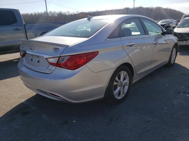 Photo 3 VIN: 5NPEC4AC2DH796689 - HYUNDAI SONATA SE 