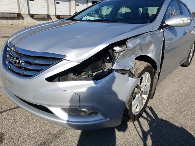 Photo 8 VIN: 5NPEC4AC2DH796689 - HYUNDAI SONATA SE 