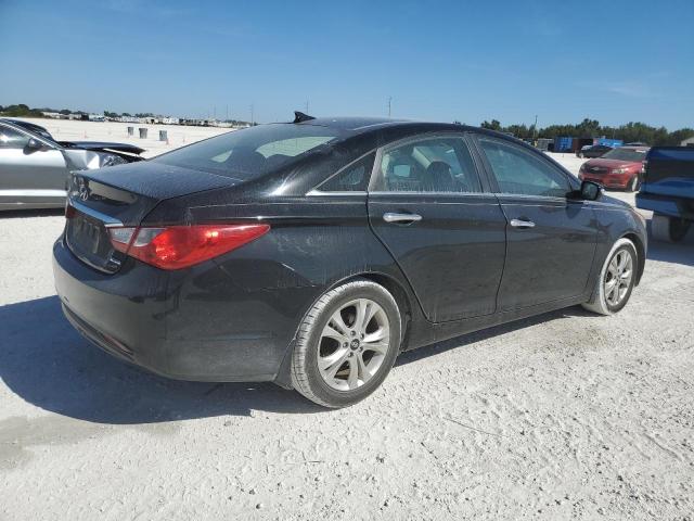 Photo 2 VIN: 5NPEC4AC2DH810218 - HYUNDAI SONATA 