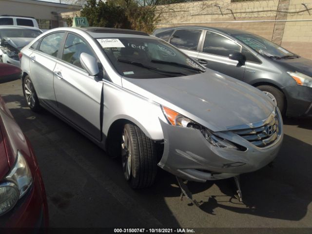 Photo 0 VIN: 5NPEC4AC2DH810560 - HYUNDAI SONATA 