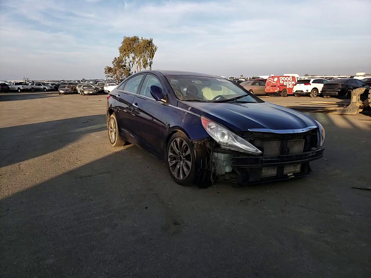 Photo 10 VIN: 5NPEC4AC3BH057778 - HYUNDAI SONATA 