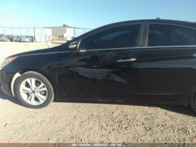 Photo 5 VIN: 5NPEC4AC3BH070787 - HYUNDAI SONATA 