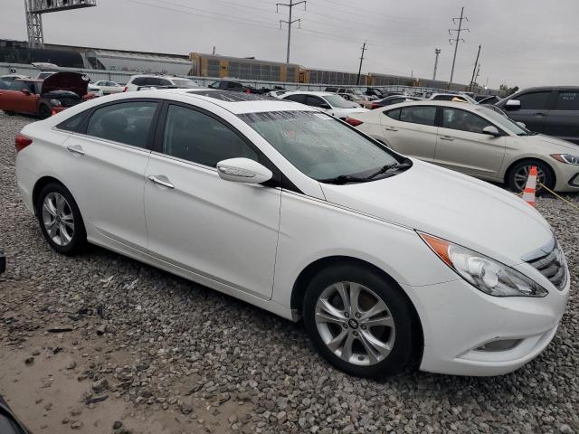 Photo 3 VIN: 5NPEC4AC3BH073236 - HYUNDAI SONATA SE 