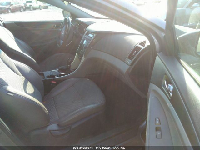 Photo 4 VIN: 5NPEC4AC3BH075276 - HYUNDAI SONATA 