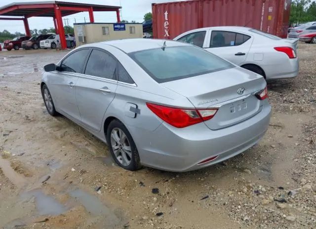 Photo 2 VIN: 5NPEC4AC3BH087234 - HYUNDAI SONATA 