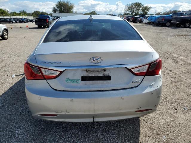 Photo 5 VIN: 5NPEC4AC3BH094457 - HYUNDAI SONATA SE 