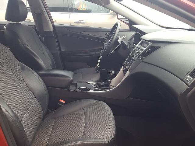 Photo 4 VIN: 5NPEC4AC3BH113573 - HYUNDAI SONATA SE 