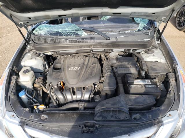 Photo 6 VIN: 5NPEC4AC3BH133404 - HYUNDAI SONATA SE 