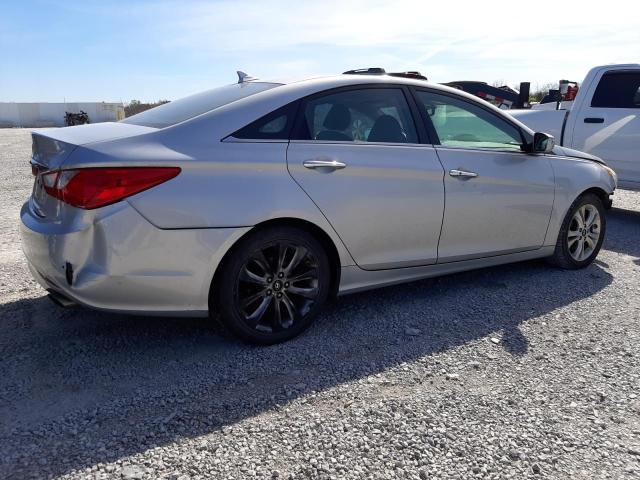 Photo 2 VIN: 5NPEC4AC3BH135072 - HYUNDAI SONATA SE 