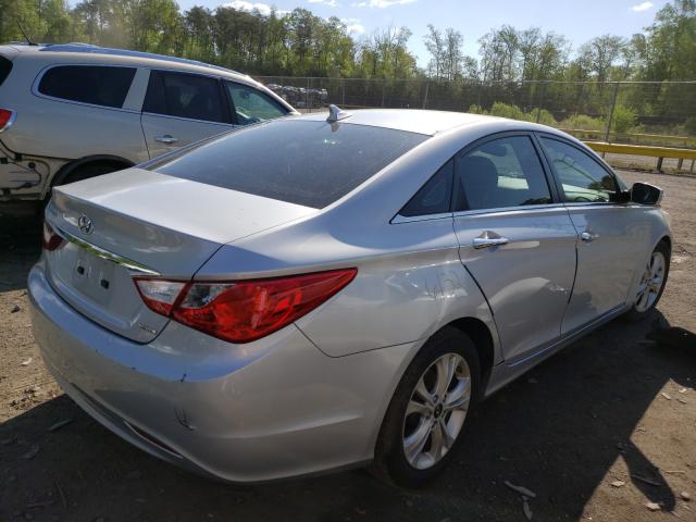 Photo 3 VIN: 5NPEC4AC3BH135105 - HYUNDAI SONATA SE 