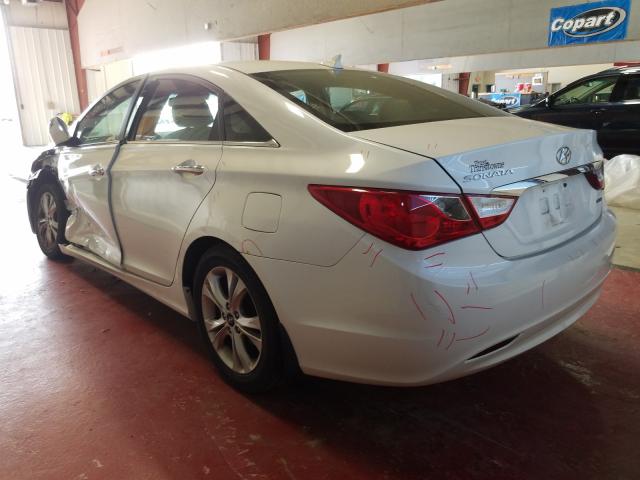 Photo 2 VIN: 5NPEC4AC3BH137016 - HYUNDAI SONATA SE 