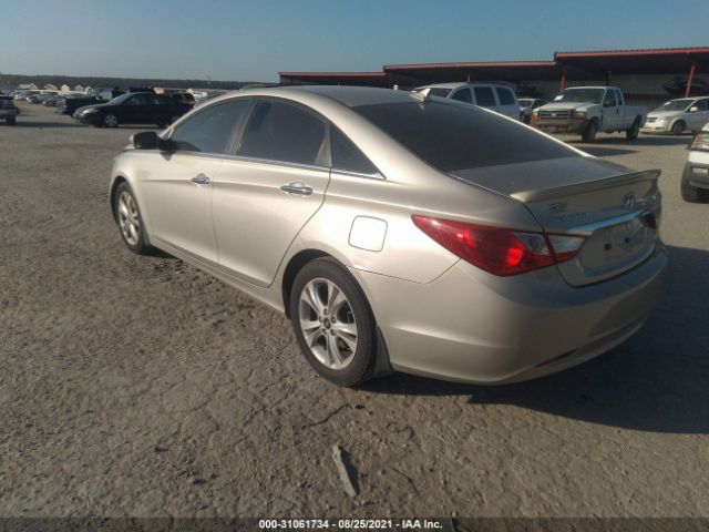 Photo 2 VIN: 5NPEC4AC3BH146542 - HYUNDAI SONATA 