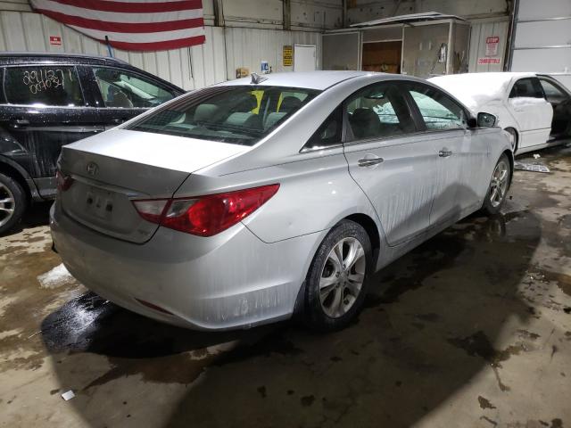 Photo 3 VIN: 5NPEC4AC3BH162157 - HYUNDAI SONATA SE 