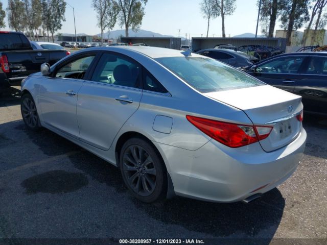 Photo 2 VIN: 5NPEC4AC3BH185499 - HYUNDAI SONATA 