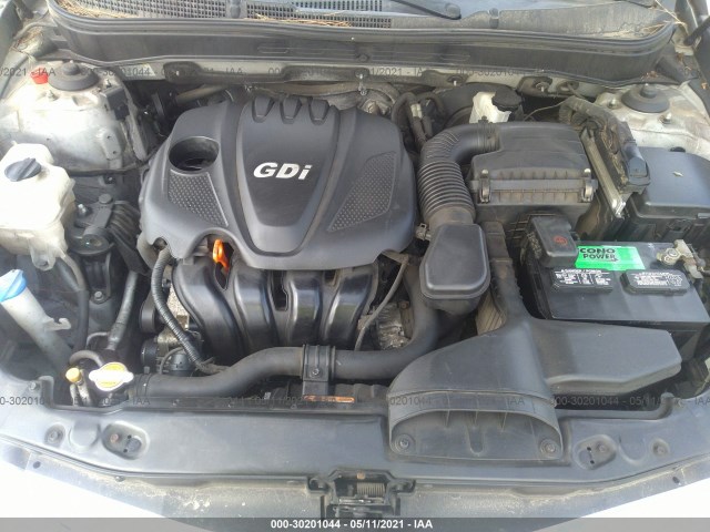 Photo 9 VIN: 5NPEC4AC3BH224348 - HYUNDAI SONATA 