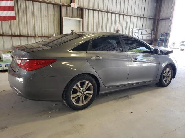 Photo 2 VIN: 5NPEC4AC3BH231929 - HYUNDAI SONATA SE 