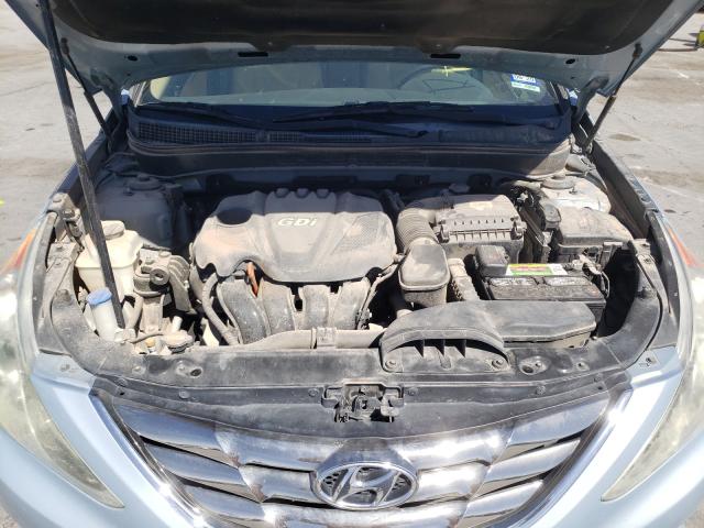 Photo 6 VIN: 5NPEC4AC3BH235334 - HYUNDAI SONATA SE 