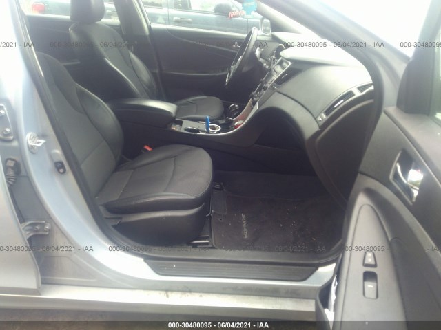 Photo 4 VIN: 5NPEC4AC3BH248195 - HYUNDAI SONATA 