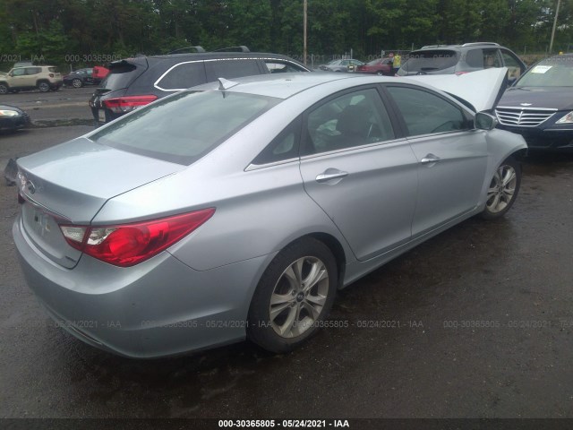 Photo 3 VIN: 5NPEC4AC3BH256443 - HYUNDAI SONATA 