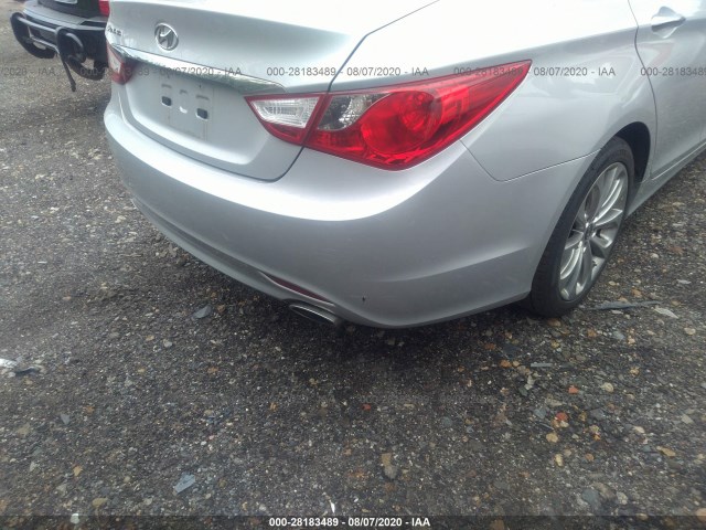 Photo 5 VIN: 5NPEC4AC3CH328226 - HYUNDAI SONATA 