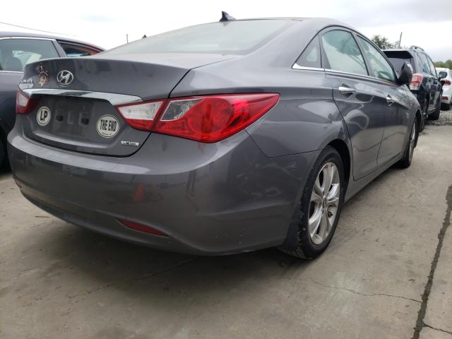 Photo 3 VIN: 5NPEC4AC3CH350405 - HYUNDAI SONATA SE 