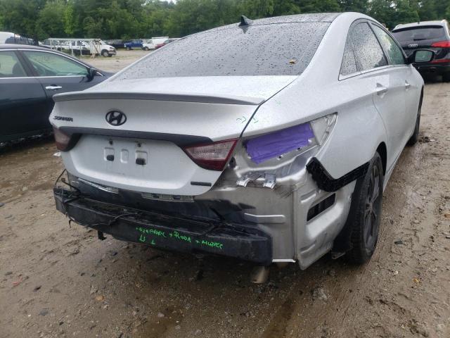 Photo 3 VIN: 5NPEC4AC3CH357967 - HYUNDAI SONATA SE 