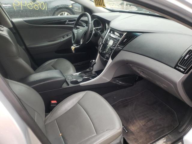 Photo 4 VIN: 5NPEC4AC3CH357967 - HYUNDAI SONATA SE 