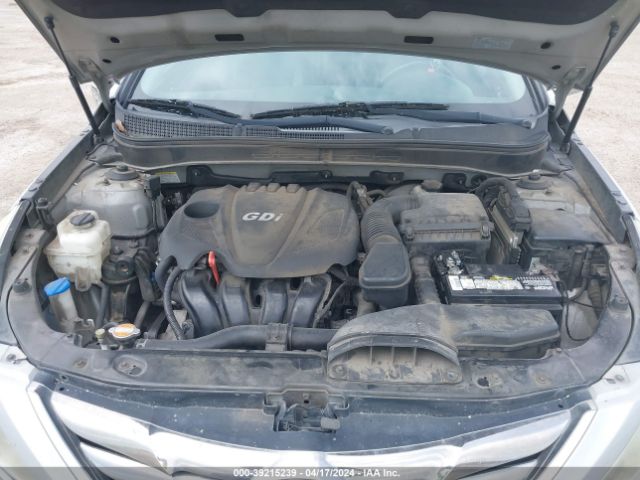 Photo 9 VIN: 5NPEC4AC3CH358259 - HYUNDAI SONATA 