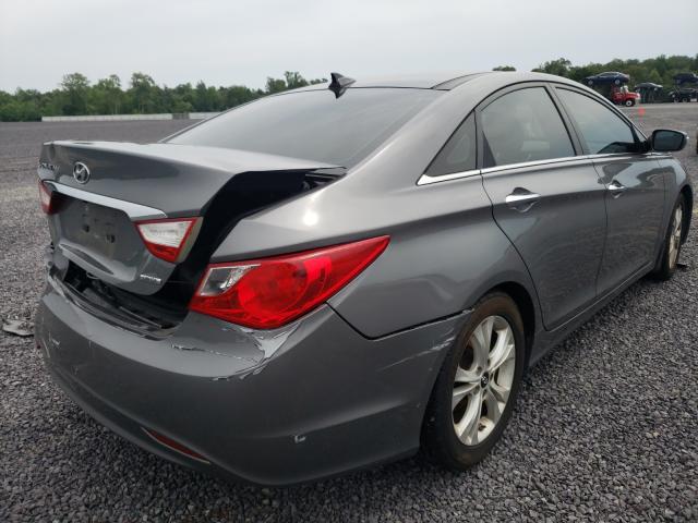 Photo 3 VIN: 5NPEC4AC3CH388927 - HYUNDAI SONATA 